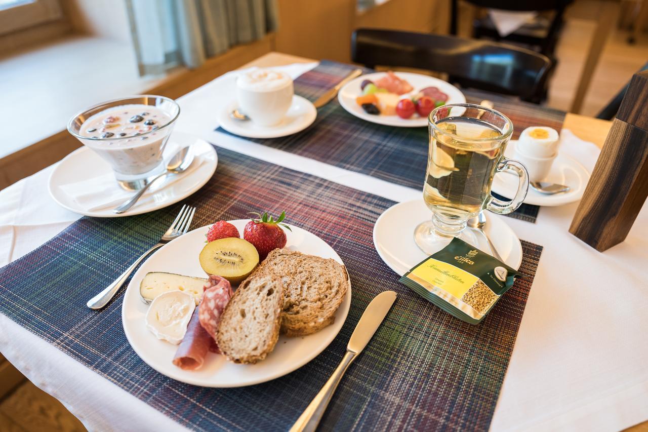 Hotel Alpina Vals Ngoại thất bức ảnh