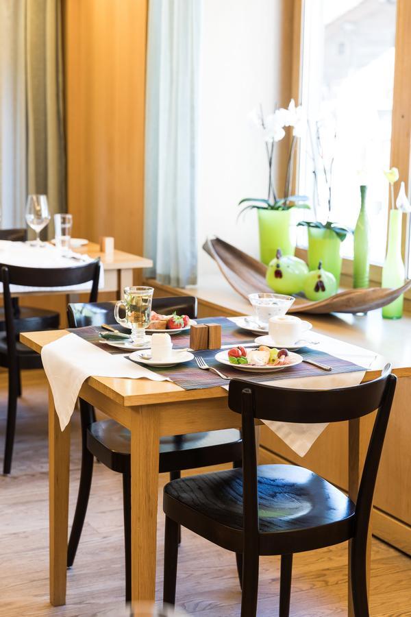 Hotel Alpina Vals Ngoại thất bức ảnh